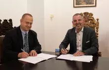 podpisanie umowy o współpracy WH z Zespołem Szkół Ogólnokształcących nr 1w Pruszczu Gdańskim