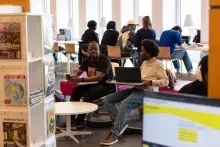 studenci w Bibliotece Uniwersyteckiej UBO w Breście