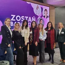 Dr Ewelina Gdaniec na konferencji Akademii Młodych Uczonych PAN „Zostań Badaczką”