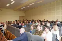 Wykład (w j. angielskim) Thomasa Yeagera (fotorealcja)