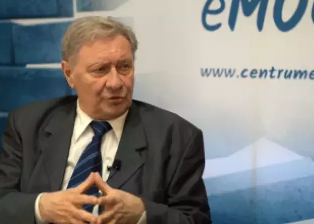 "Śmierć wczoraj i dziś" - wywiady z prof. Gajewskim i prof. Stegnerem