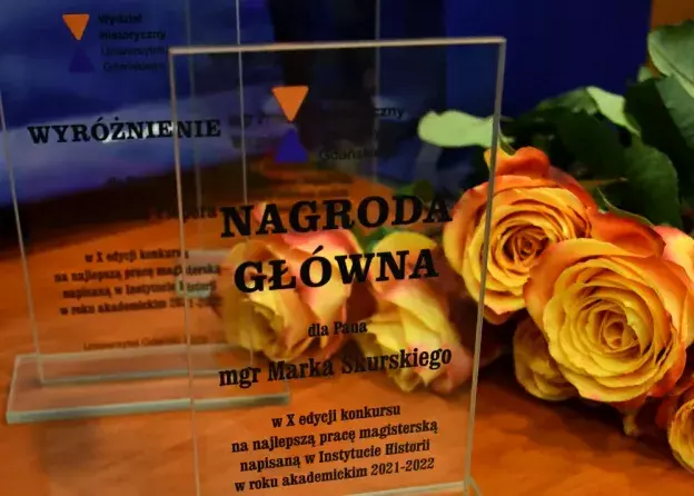 Wręczenie nagród na Radzie Wydziału Historycznego UG