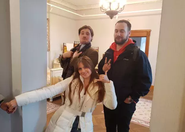 Studentki i studenci KiTH na wystawie Muzeum Sopotu