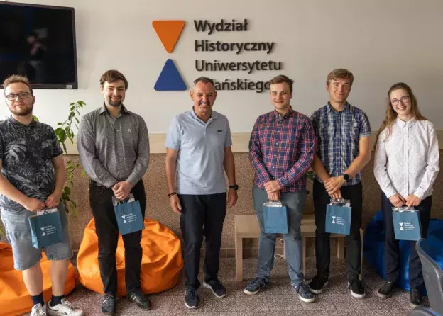 Nagrody za "Historyczne Quizowanie" trafiły w ręce laureatów!