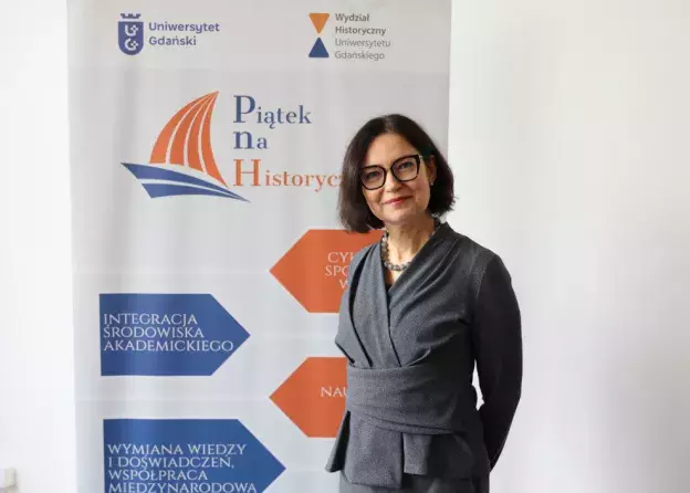 „Przeszłość jest jednym z fundamentalnych elementów tego, kim jesteśmy”. Wywiad z prof. dr Emilią…