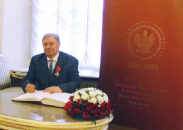 Krzyż Kawalerski Orderu Odrodzenia Polski dla prof. dr. hab. Tadeusza Stegnera